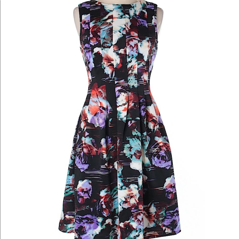 Vince Camuto Sleeveless Scuba Printed Dress Fit & Flare